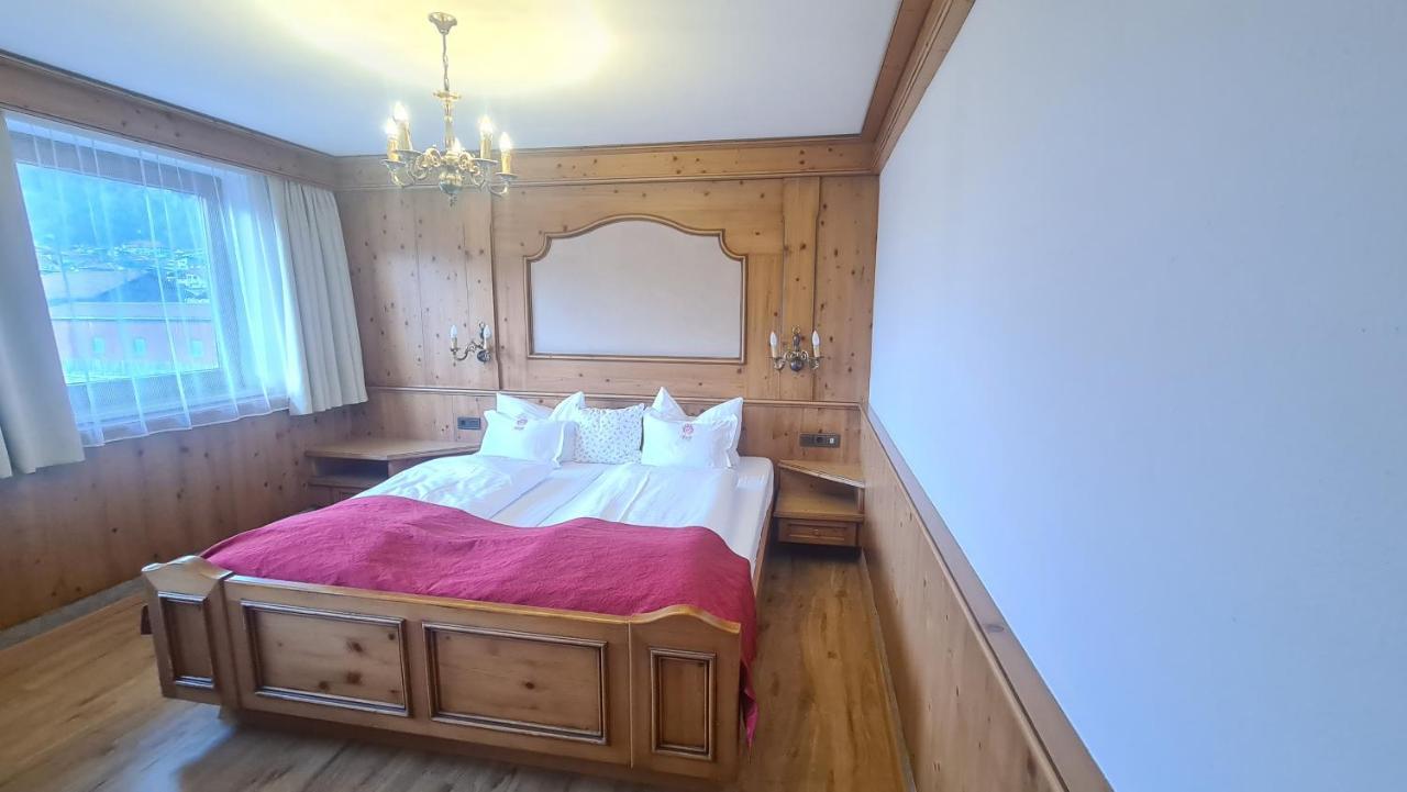 Hotel Tyrolis Цірль Екстер'єр фото